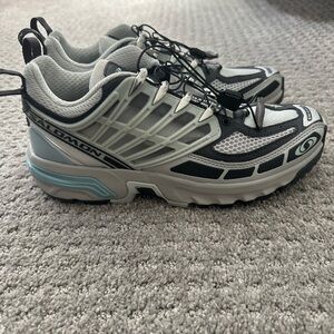 Salomon ACS Pro Sneakers Size 7 Men 8 Women Phantom